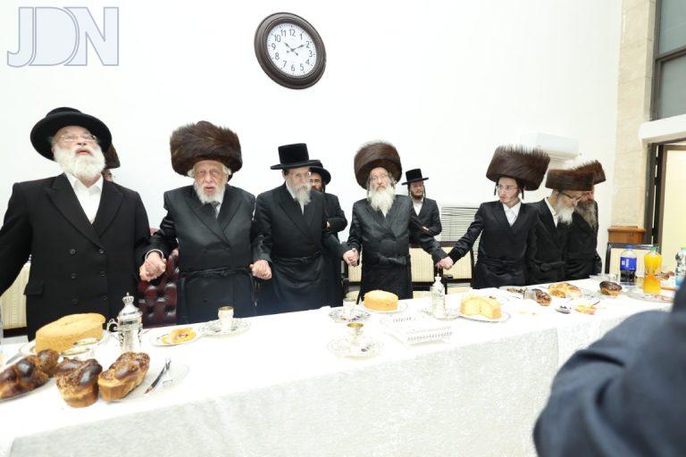 ביאלא שבע ברכות טריכטר (4)
