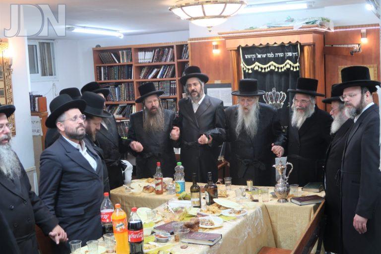 בריקוד במעמד