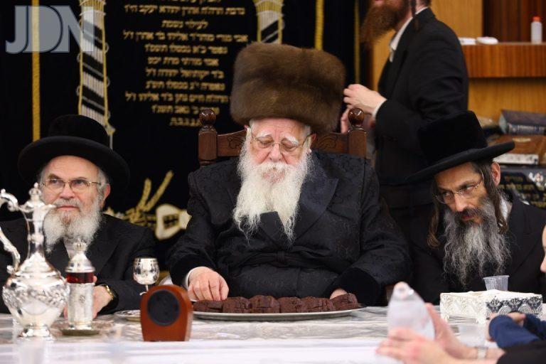 האדמור משאץ ויזניץ (9)