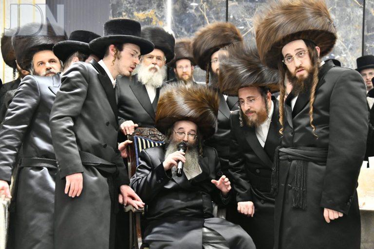 תולדות משה חתונה (1)