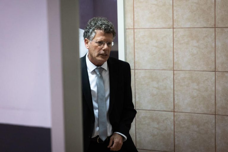 YITZHAK AMIT