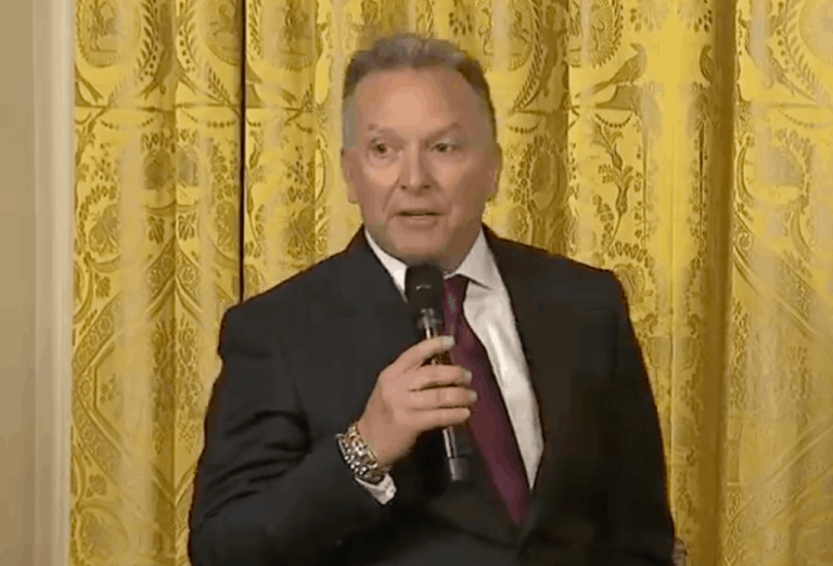 Steve_Witkoff_at_White_House_Opioids_Summit_2018_(cropped) (1)
