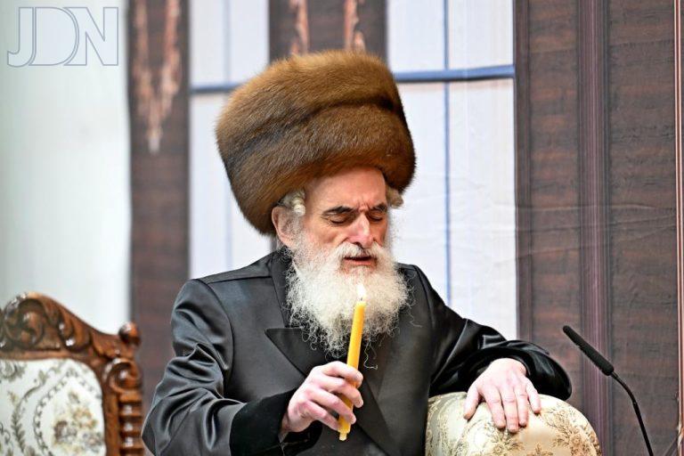 ויז'ניץ חנוכה פ''ה (55)