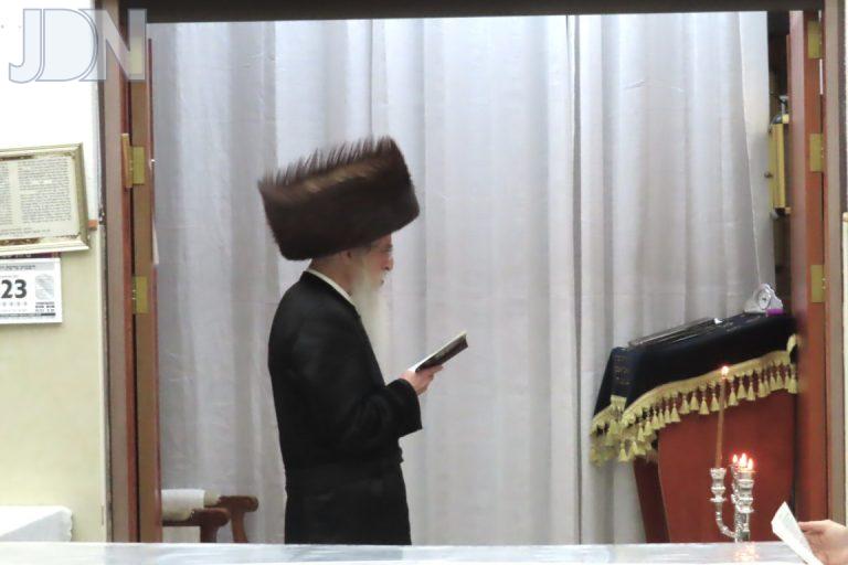 מעליץ חנוכה פה (1)