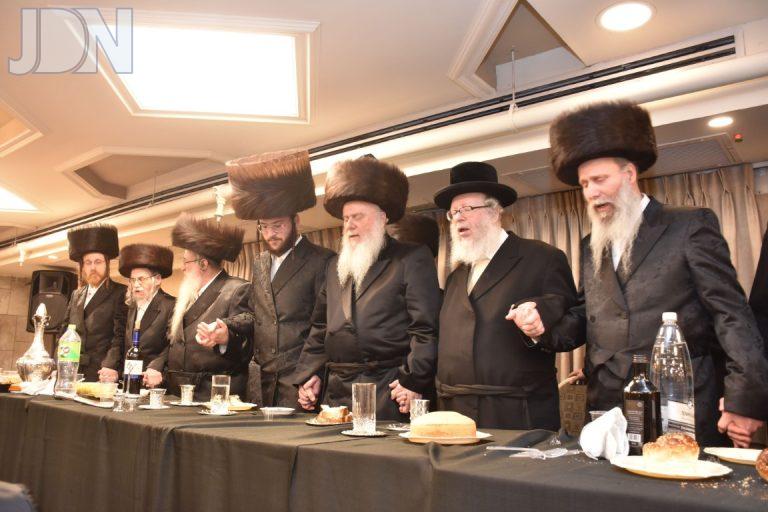 שבע ברכות לרגל שמחת נשואי נכד אדמו''ר מוואסלוי צילום יהודה פרקוביץ (28)