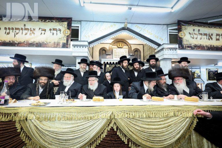 בר מצוה בחצרות זוועהיל ביאלא צילום א אייזנבאך (46)