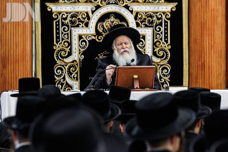 בשיחת חיזוק לתלמודי מתיבתא צילום האחים לענטשעווסקי (8)