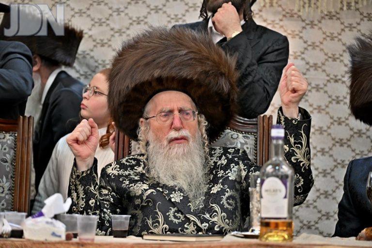 שמחת בית צאנז  צילום יהושע פרוכטר   (53)