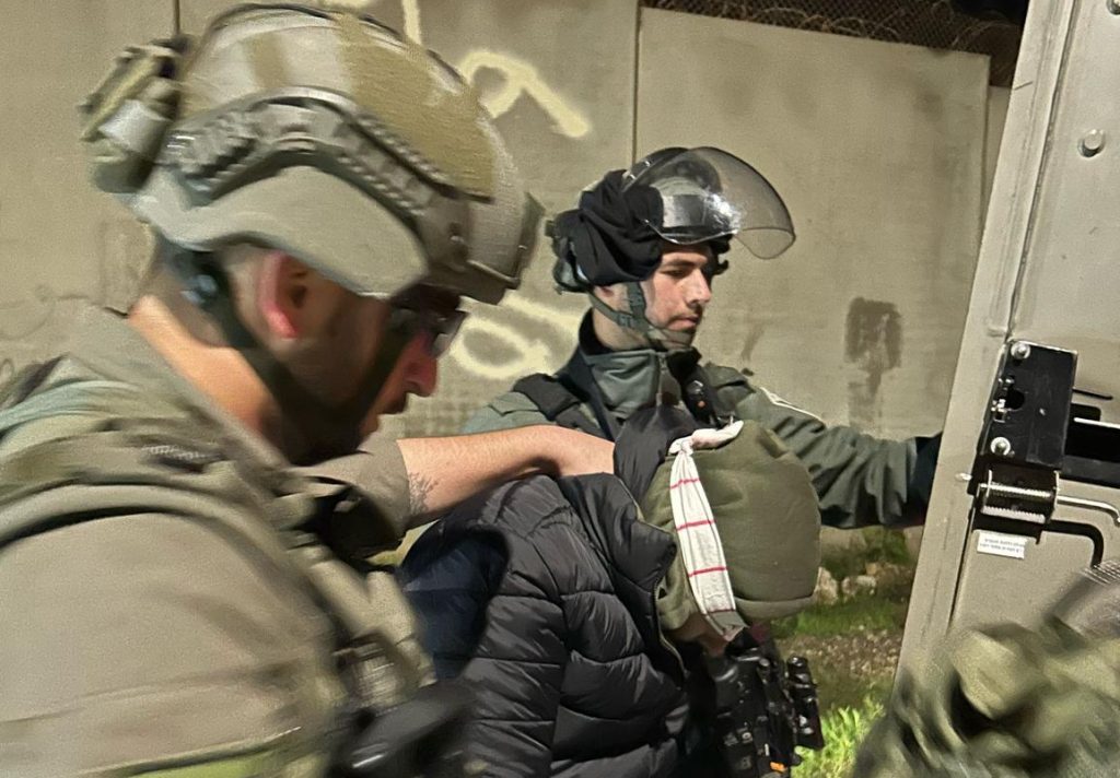 תיעוד ממהלך המעצר. קרדיט: דוברות המשטרה
