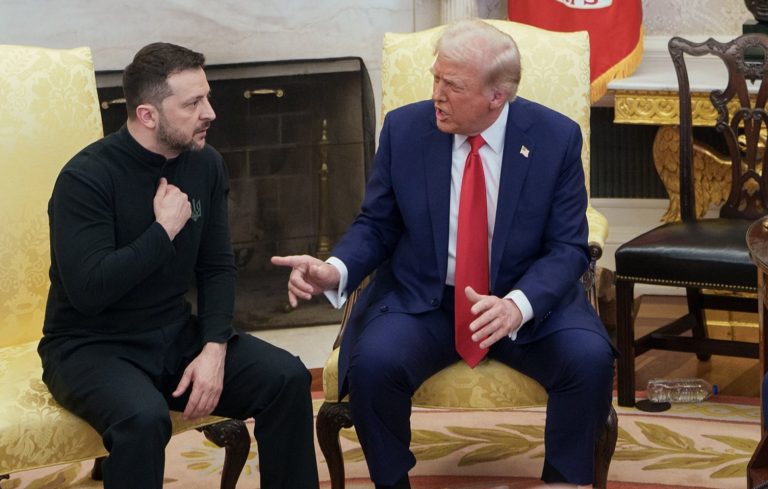President_Ukraine_Zelenskyy,_President_USA_Trump_and_JD_Vance_in_Oval_Office,_Feb