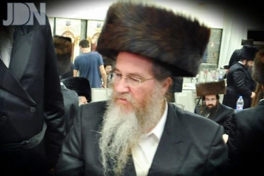 בחלוקת כוס של ברכה (222)