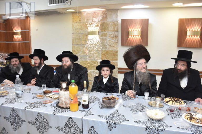 בר מצווה לנין האדמו''רים מצאנז זמיגרד  ומשכנות הרועים זצוק''ל צילום יהודה פרקוביץ (16)