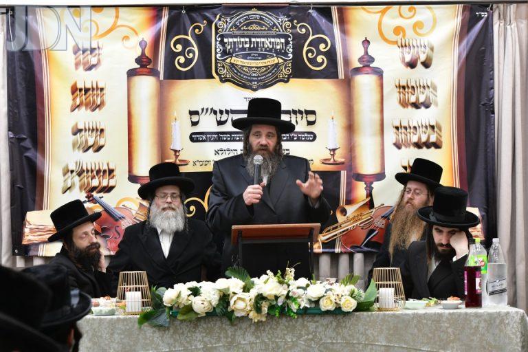 סיום השס וסעודת יארצייט לענ הישועות משה בקהל ישועות משה ויזניץ אשדוד צילום יוסי לוי (3)