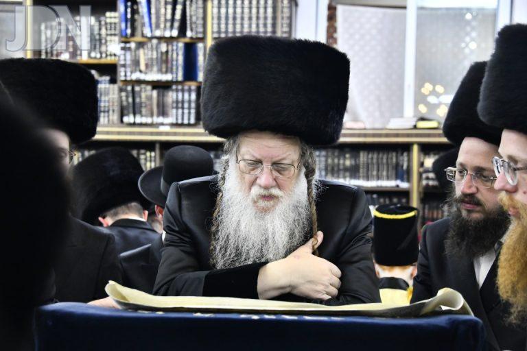 קריאת המגילה מודזיץ תשפ''ה צילום שוקי לרר (1)