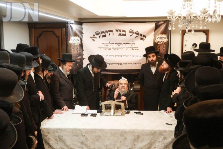 שיחת חיזוק לכולל 'בני היכלא' ברסלב ללימוד ליקוטי מוהר''ן אצל רבי יעקב מאיר שכטער צילום מ א נוימן (4)