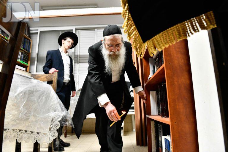 הגר''ש שטיינמן בדיקת חמץ (8)