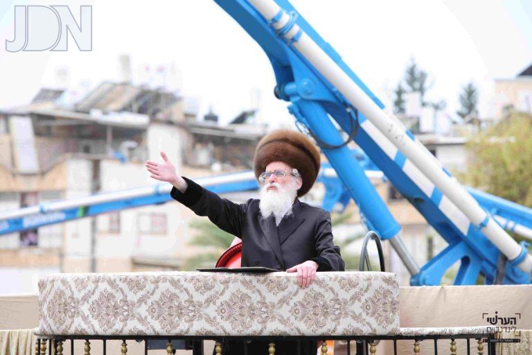 היציקה הגדולה המרכז העולמי ויז'ניץ צילום יהושע פרוכטר (13)