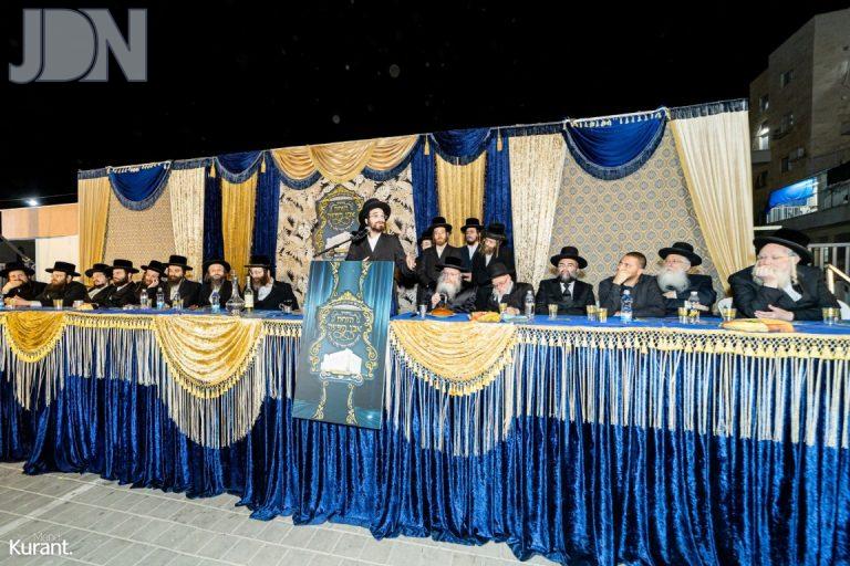 הנחת אבן הפינה לביהמ''ד המרכזי דחסידי בעלזא בקרית גת (19)