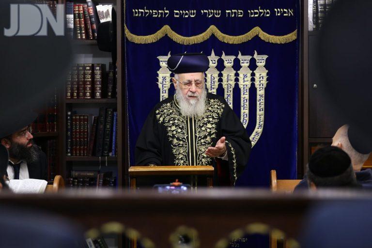 חיפה הראשל''צ הגר''י יוסף הגיע לחזק את קהילת 'אור הכרמל' צילום שמואל שנקר (12)