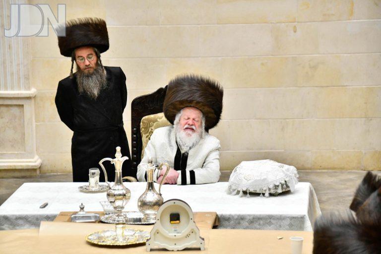 פרמישלאן נעילת פסח פה (5)