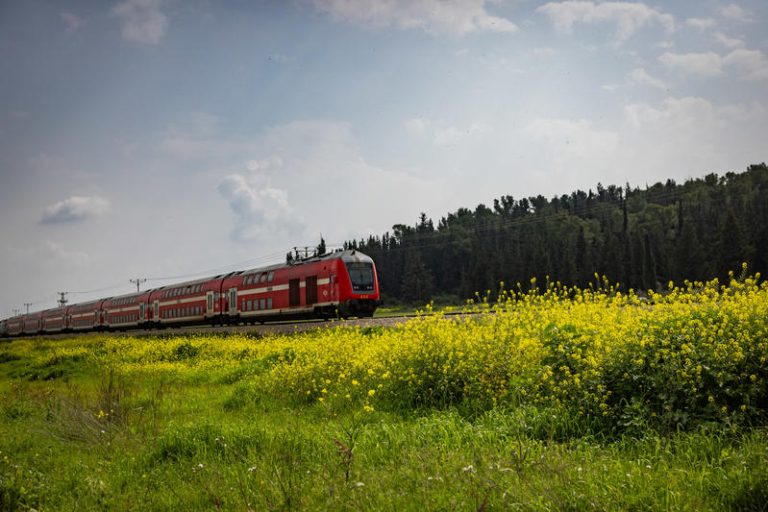ISRAEL RAILWAYS