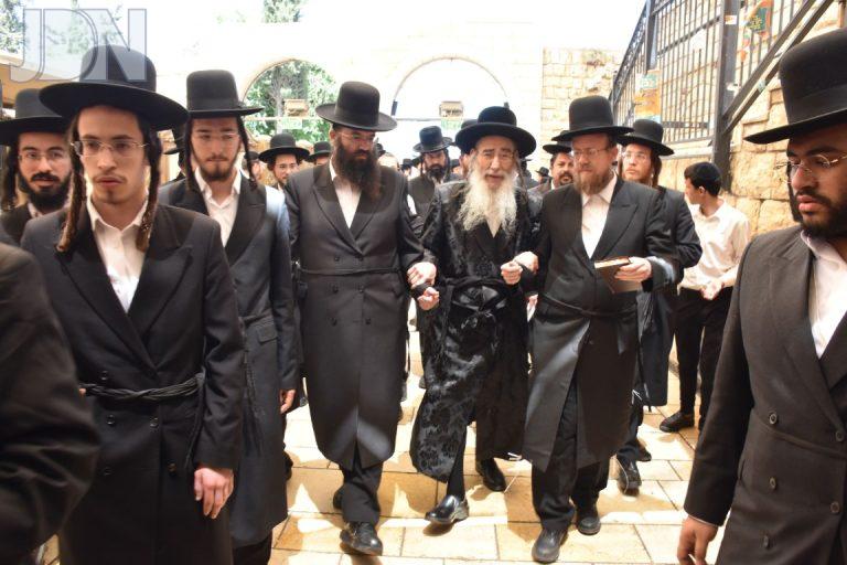 האדמו''ר מאלכסנדר במירון צילום יהודה פרקוביץ (2)