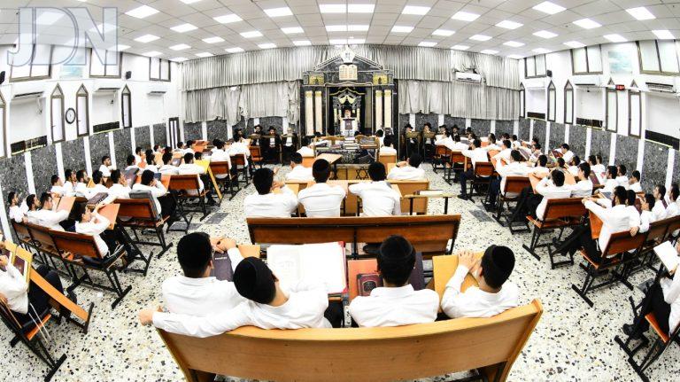 הגר''ש שטיינמן ישיבת נחלת דן (15)