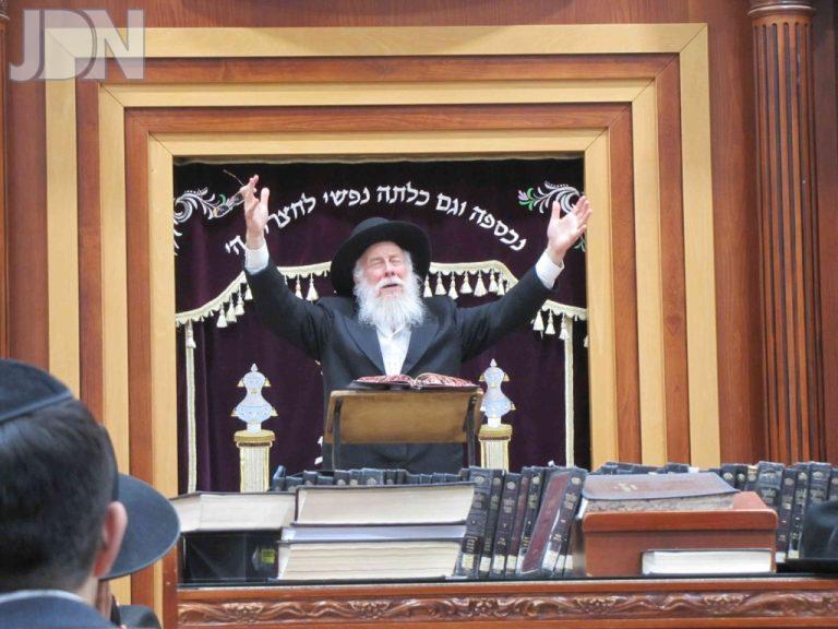 המשגיח הגרא''מ דונט חיזק את 'באר יהודה' לקראת מתן תורה (3)