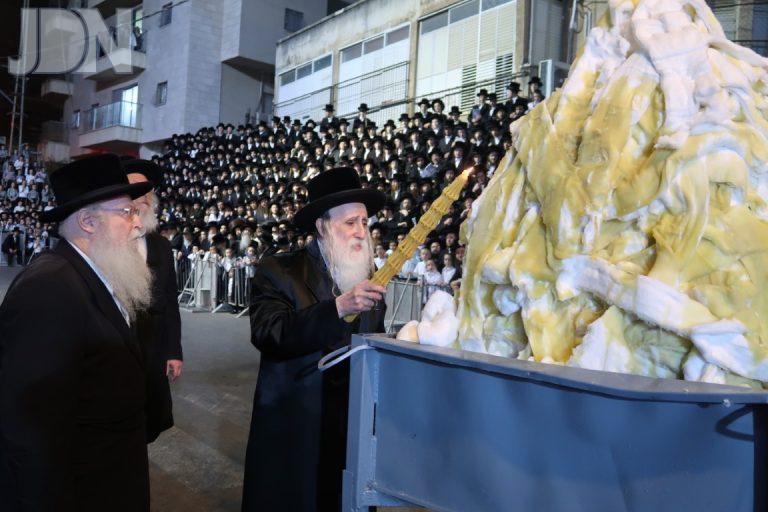 מכנובקא בעלזא ל''ג בעומר פה (4)