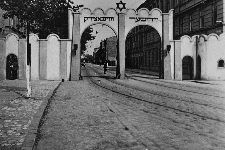 Krakow_Ghetto_Gate_73170