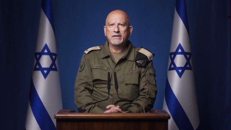 דובר צהל בפרסית