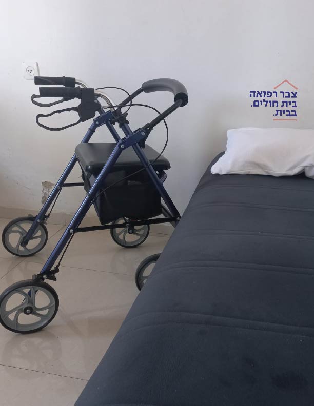 צבר רפואה קשישים במלחמה -תמונה-01