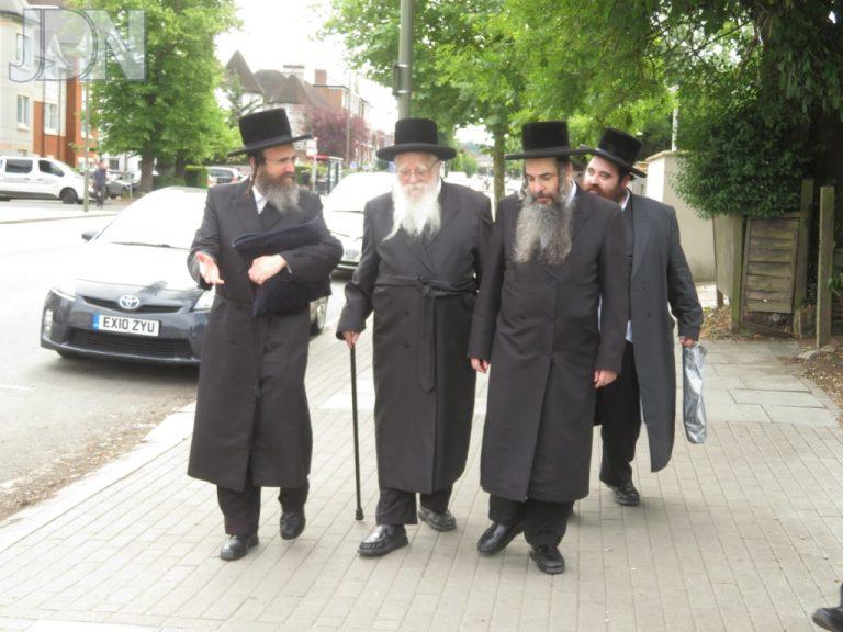 האדמו''ר משאץ ויזניץ בביקור בלונדון צילום שימי פ (13)