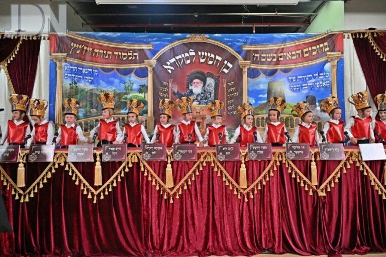 ויז'ניץ אשדוד חומש סעודה (17)