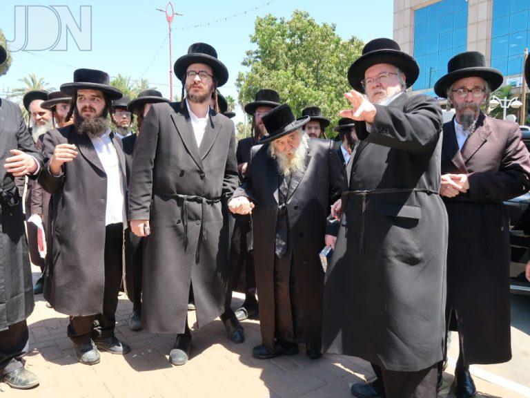 טשערנאביל קברים יהוד (3)