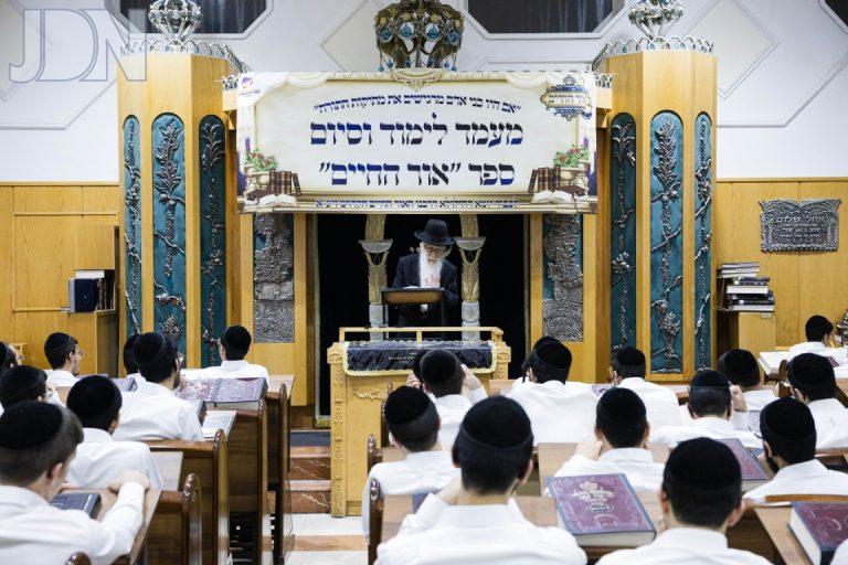סדר לימוד אור החיים בישיבת באר התלמוד בירושלים צילום אלחנן קוטלר (6)