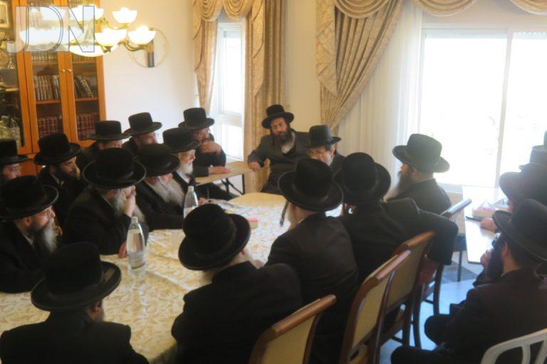סטוטשין בשיחת קודש לצוות החינוך של ויזניץ אלעד (3)
