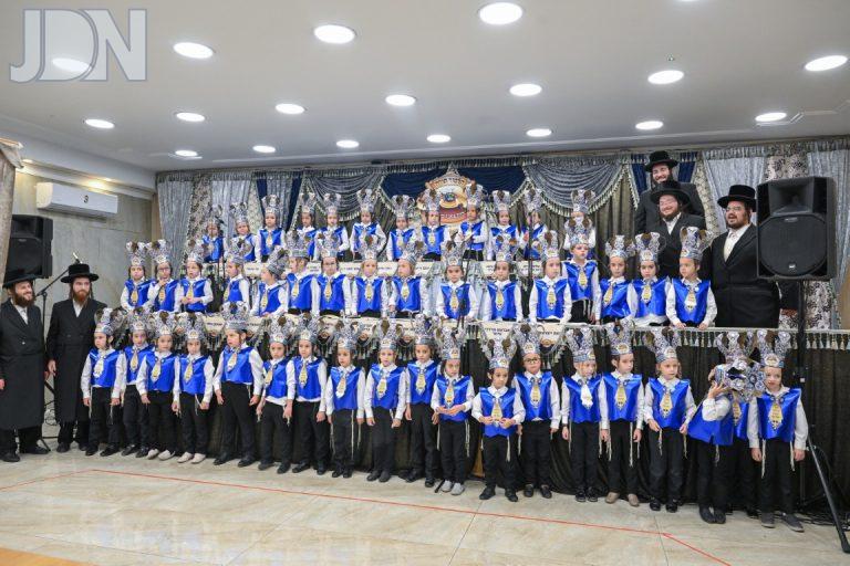 צאנז טבריה חומש סעודה (6)