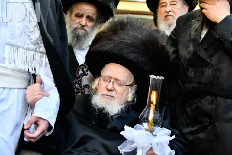 קרעטשניף רחובות חתונת בת מרדכי שמואל זצ''ל עם המחותן הגאון רבי גמליאל הכהן רבינוביץ צילום שוקי לרר (78)