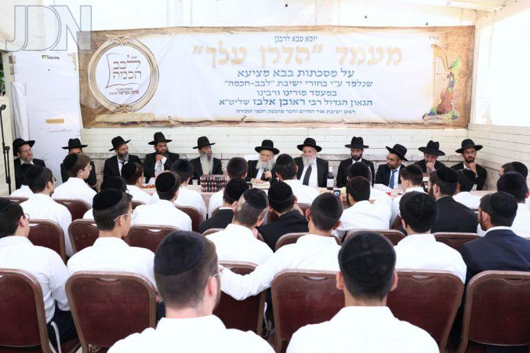 תלמידי ישיבת לבב חכמה נבחנו במבחן סיכה אצל חבר המועצת צילום יעקב כהן (10)