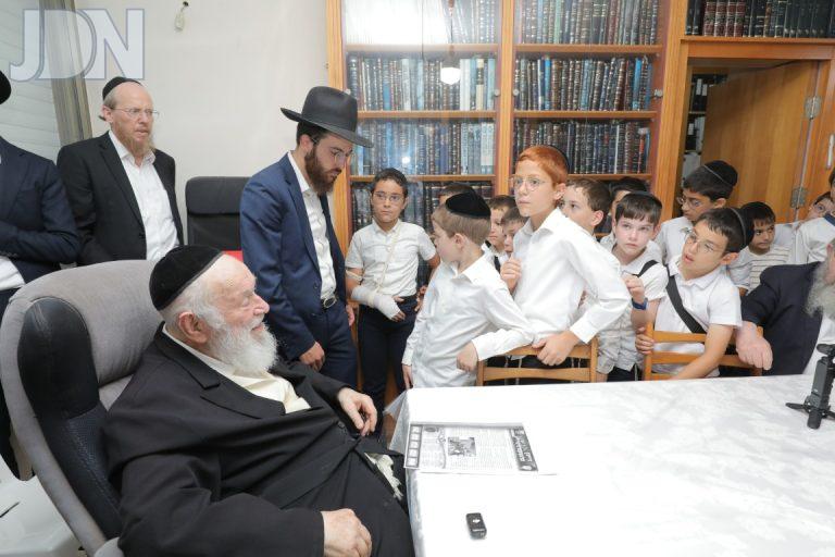 ת''ת אור מרדכי אצל הגר''י זילברשטיין (2)
