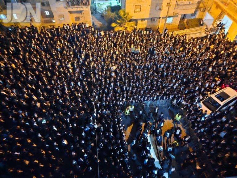 הגרב''ש דויטש זצל הלוייה (122)