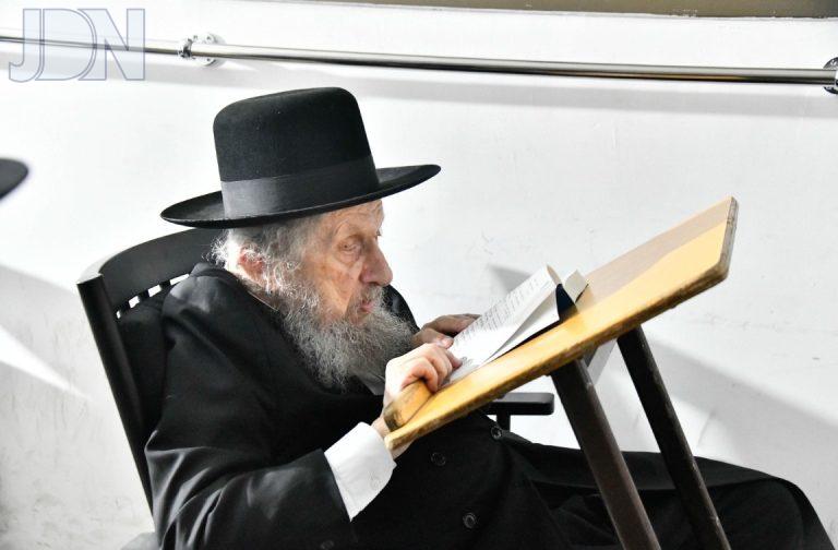הגר''ד לנדו תשעה באב פה (3)