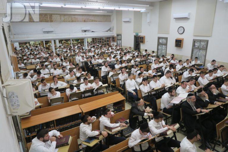 פתיחת זמן אלול בישיבת רנה של תורה (9)