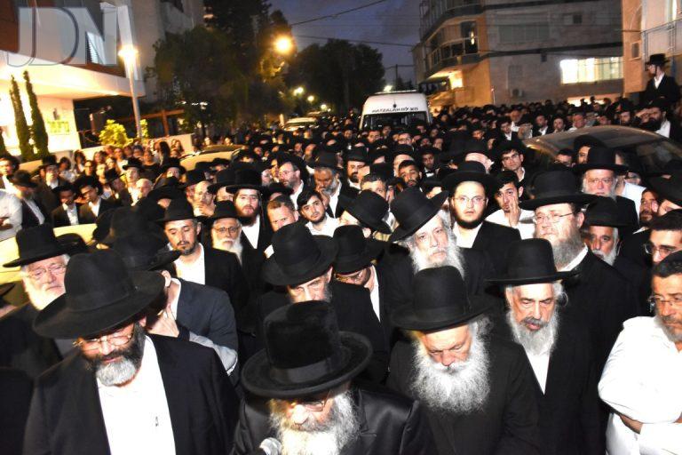 הלווית הקדוש הרב מצנר הי''ד צילום יהודה פרקוביץ (11)