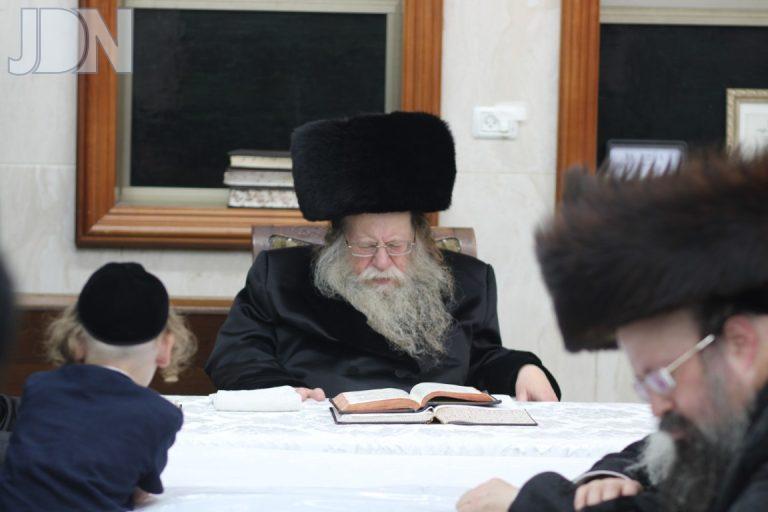 מוצאי ר''ה תשפ'' האדמו''ר מקוזמיר