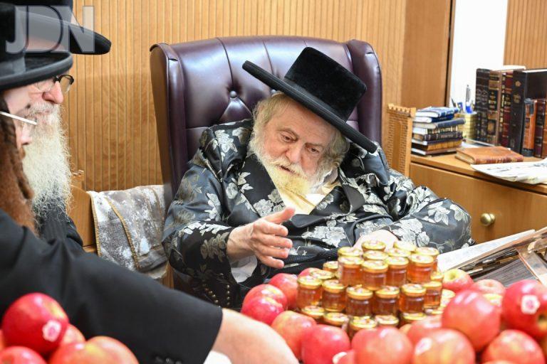 תולדות אברהם יצחק בית לפליטות (7)