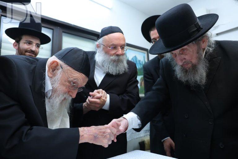 הגר''ד לנדו הגר''מ גריינמן ביקור חג סוכות תשפ''ו (4)