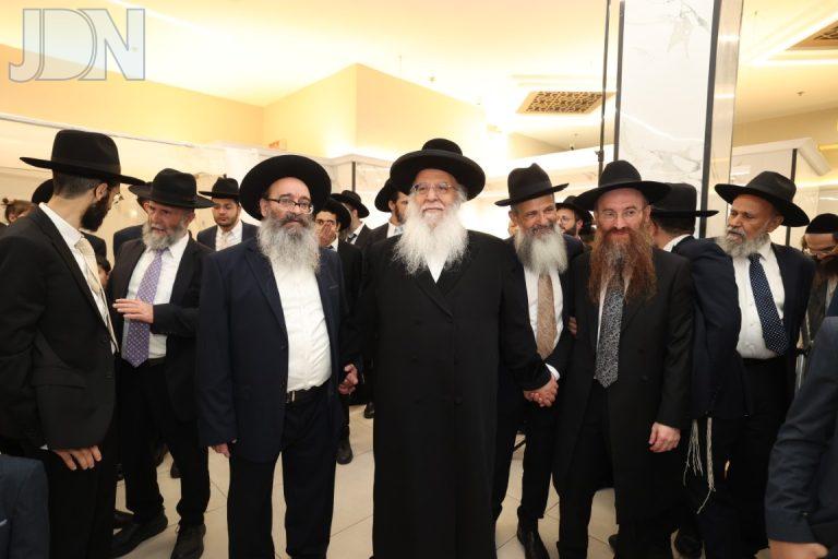חתונת נכדת ראש ישיבת המקובלים הרב בניהו שמואלי צילום דוד ארזני
