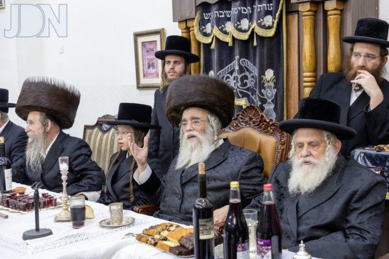 טיש יארצייט ובר מצווה בחצה''ק שידלובצא (3)